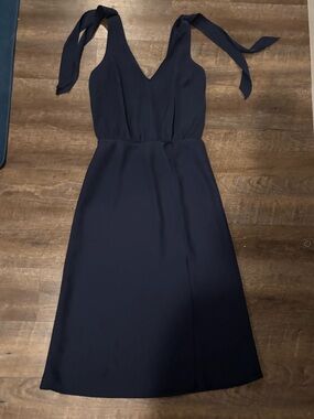 Navy Tie-Shoulder V-Neck Midi Dress